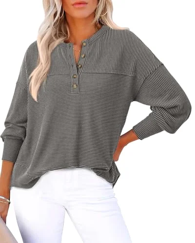KIRUNDO Ribbed V-Neck Henley Shirt in Grey