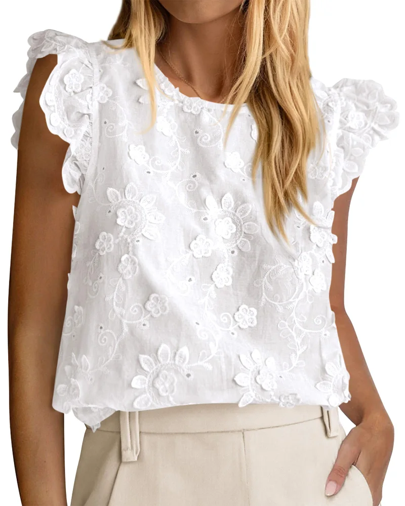 KIRUNDO Eyelet Lace Embroidered Blouse in White