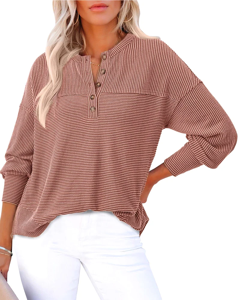KIRUNDO Ribbed V-Neck Henley Shirt in Khaki