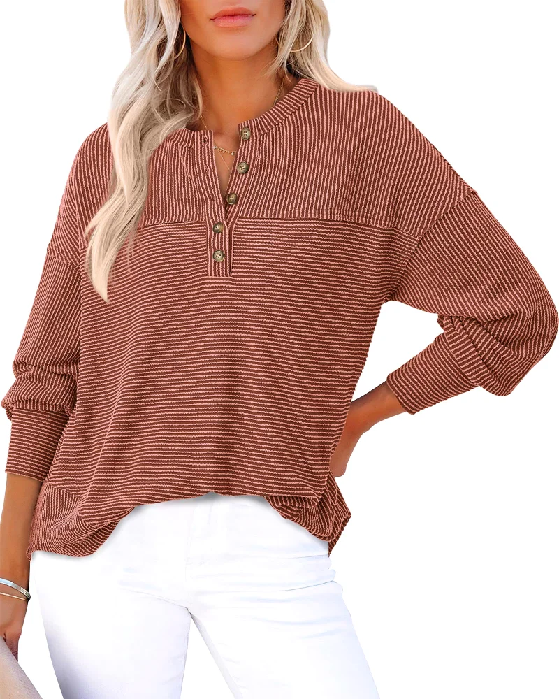 KIRUNDO Ribbed V-Neck Henley Shirt in Light Brown