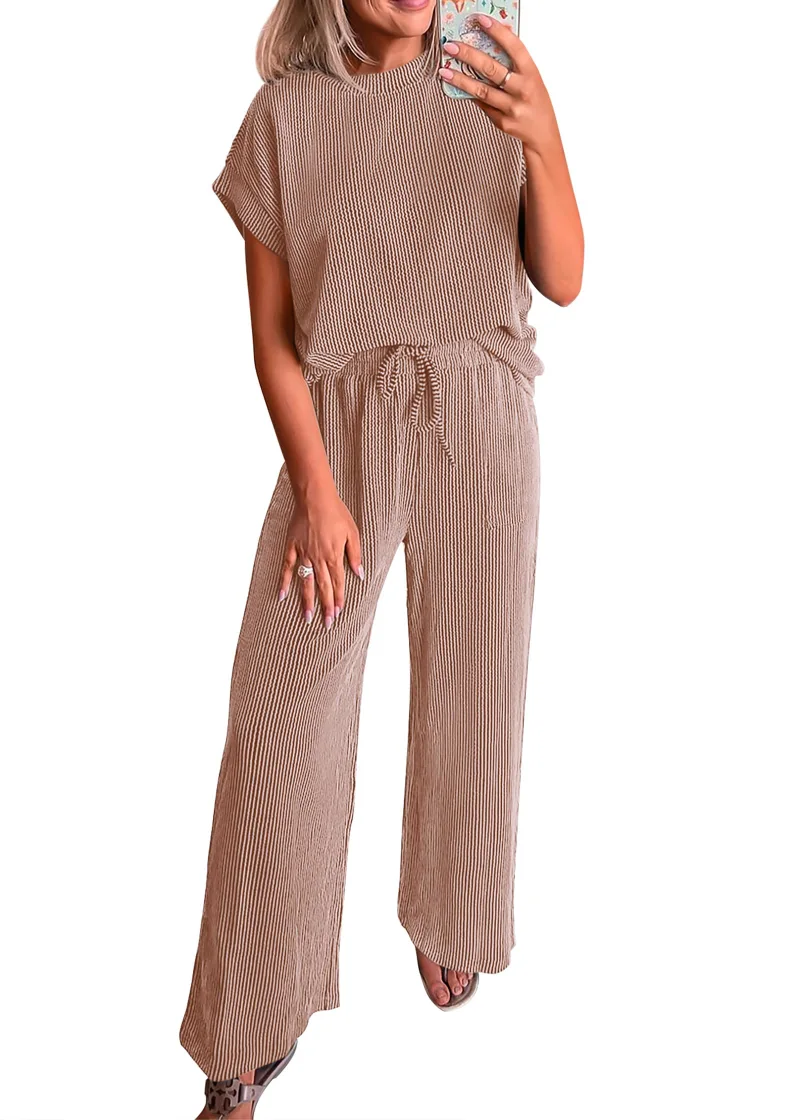 KIRUNDO Textured Tee and Pant Lounge Set in Camel