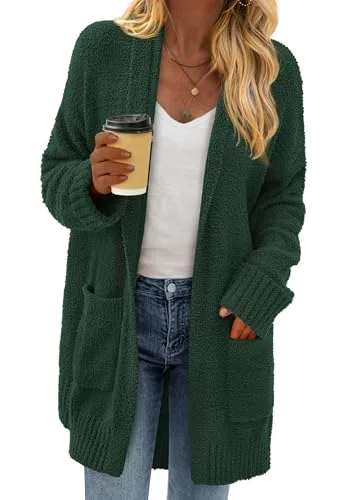 KIRUNDO Chunky Fuzzy Cardigan in Dark Green