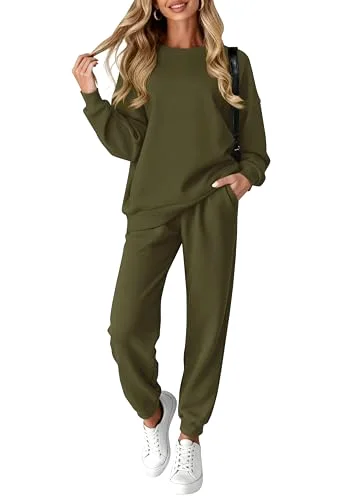 KIRUNDO Jogger Sweatsuit Set in Army Green