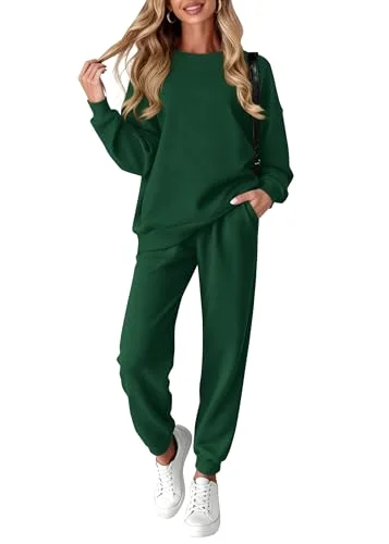 KIRUNDO Jogger Sweatsuit Set in Dark Green