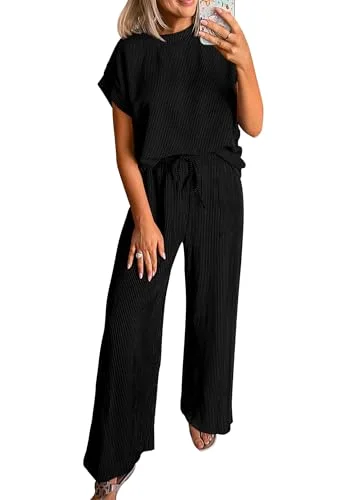 KIRUNDO Textured Tee and Pant Lounge Set in Black