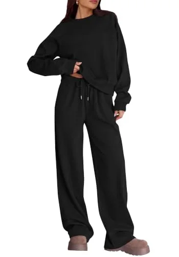 KIRUNDO Straight Leg Sweatsuit Set in Black