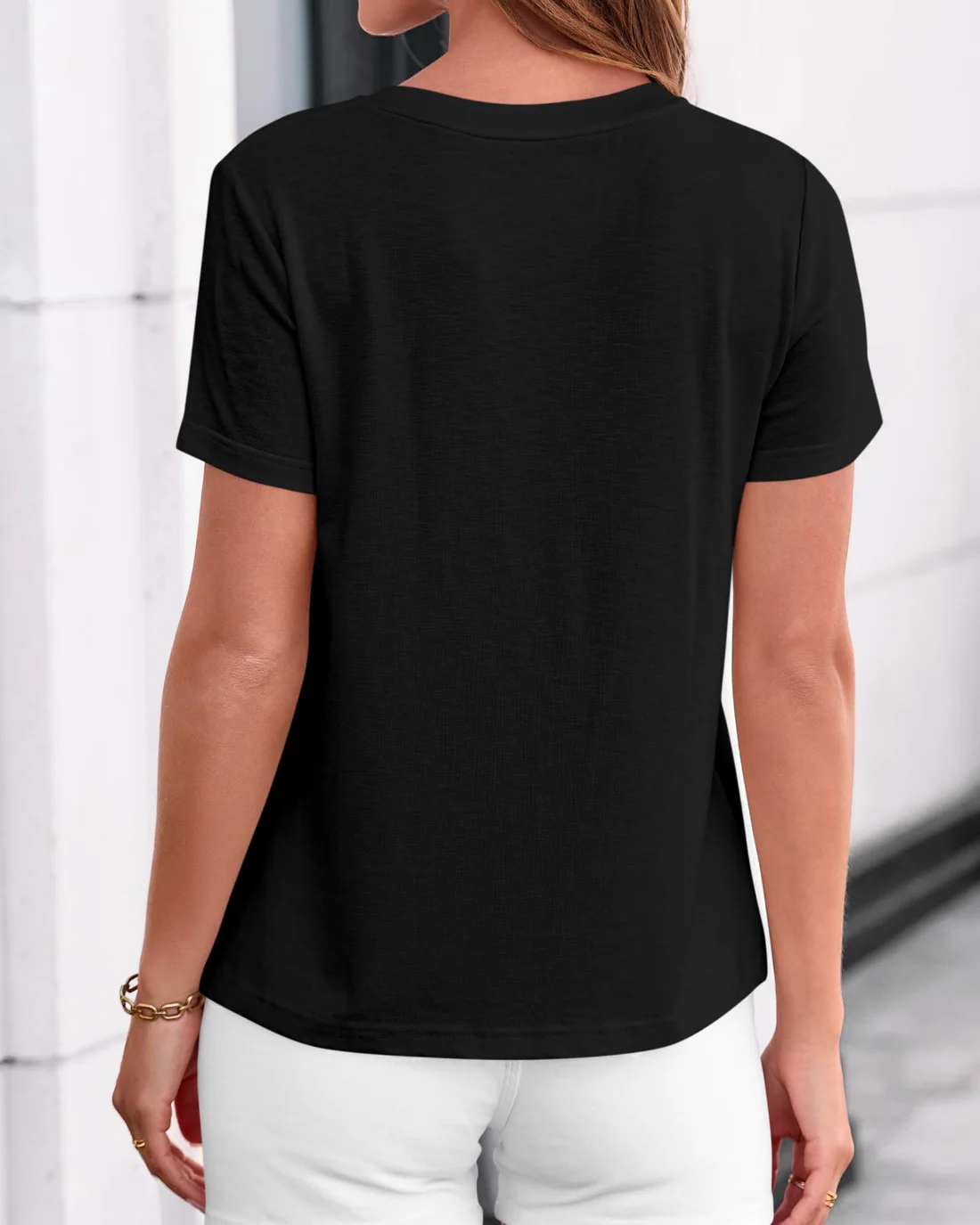 KIRUNDO Crewneck Short Sleeve T-Shirt in Black, view 3