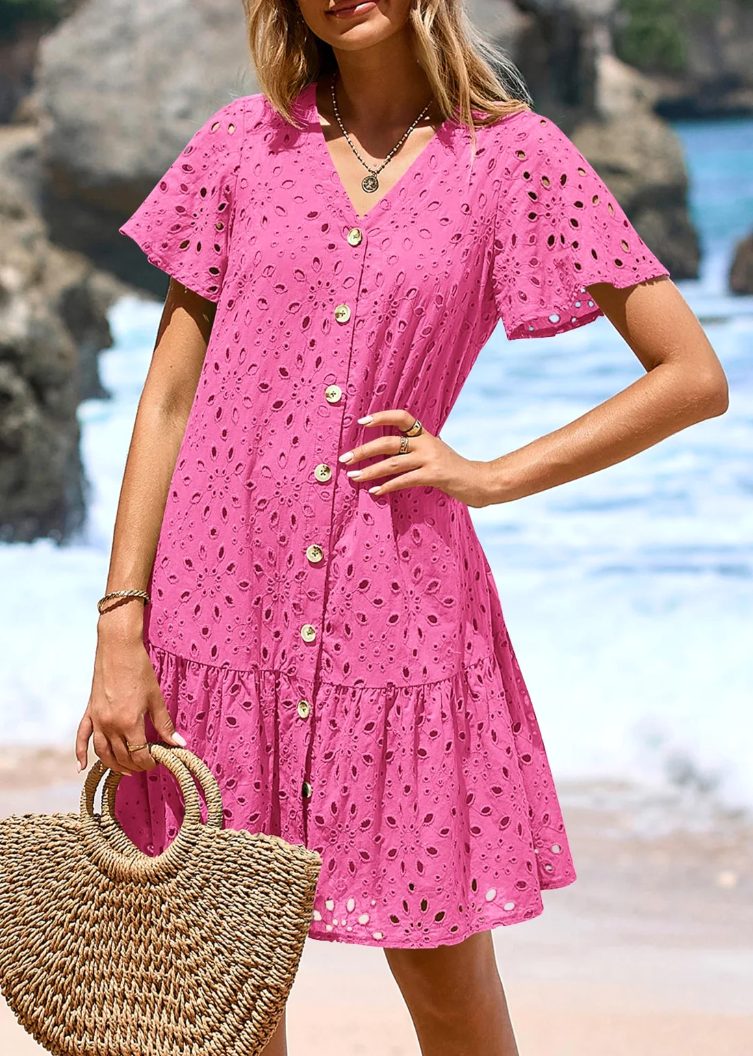 KIRUNDO eyelet and lace