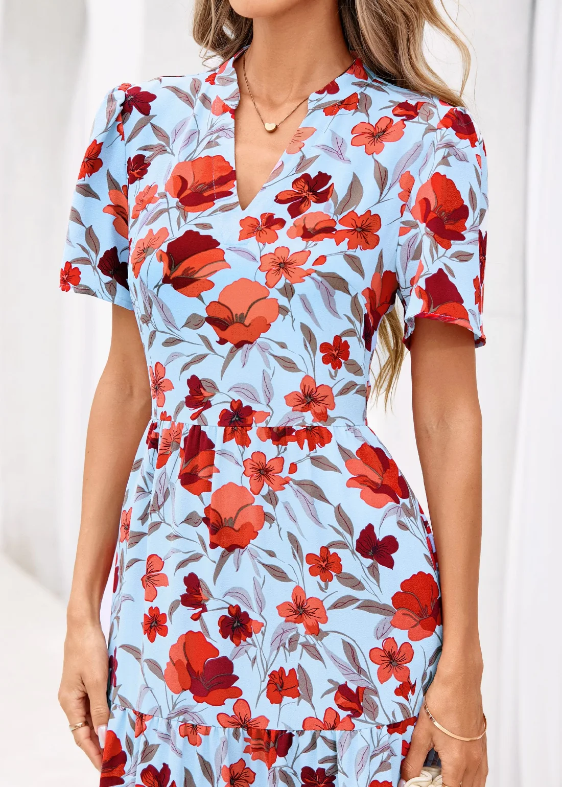 KIRUNDO Floral Flowy Boho Maxi Dress in Blue Red Flower, view 4
