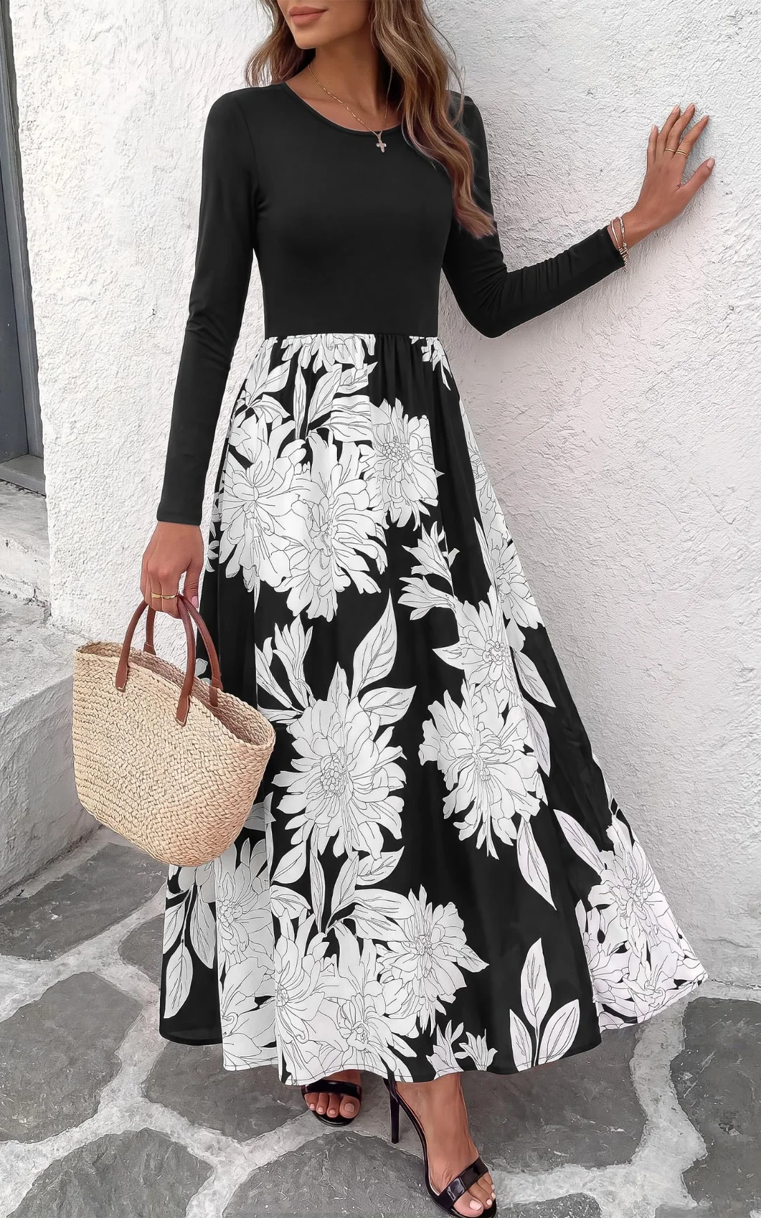KIRUNDO Floral Long Sleeve Flowy Maxi Dress in Black, view 4