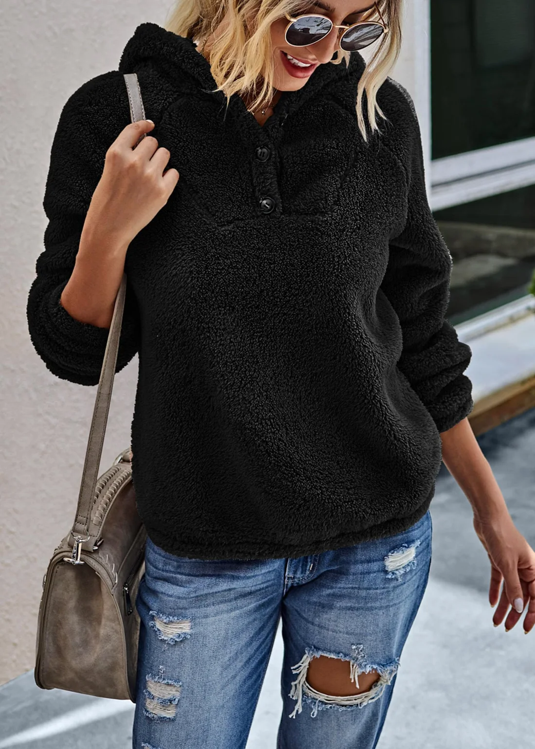 KIRUNDO Fuzzy Long Sleeve Sweatshirt in Black, view 3