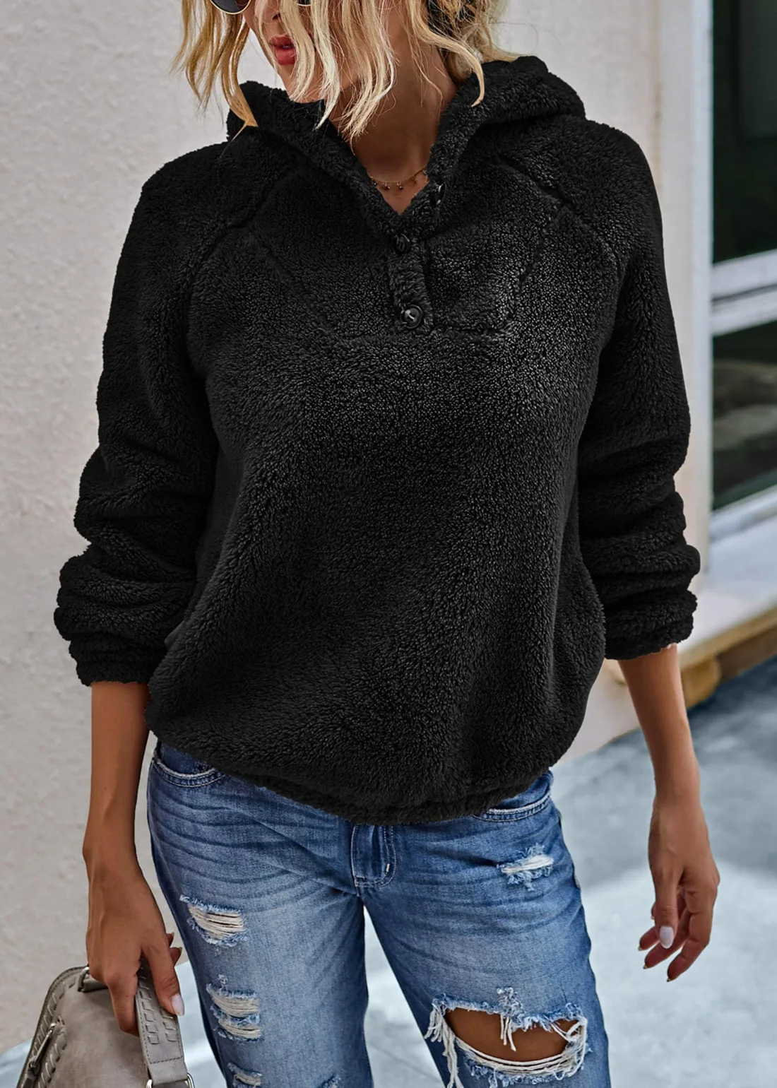 KIRUNDO Fuzzy Long Sleeve Sweatshirt in Black, view 6