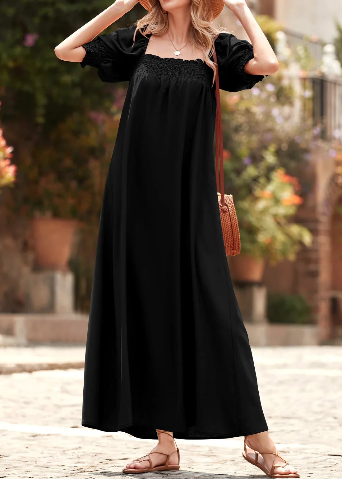 KIRUNDO Puff Sleeve Maxi Dress in Black, view 4