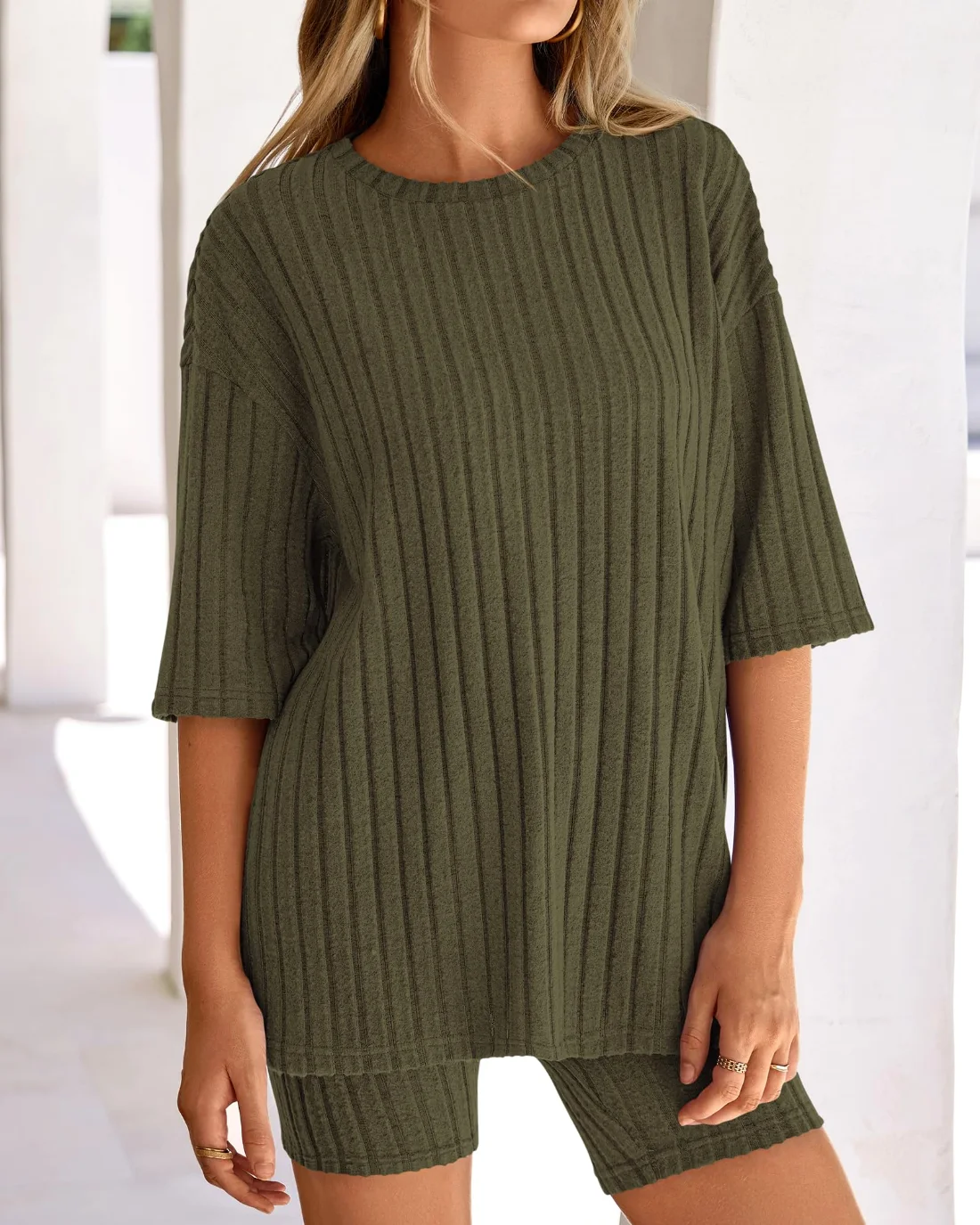 KIRUNDO Ribbed Shorts Set in Army Green, view 3