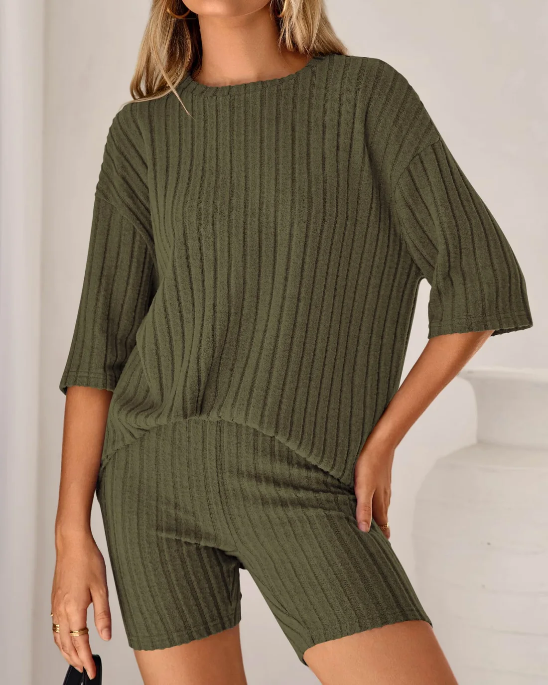 KIRUNDO Ribbed Shorts Set in Army Green, view 4