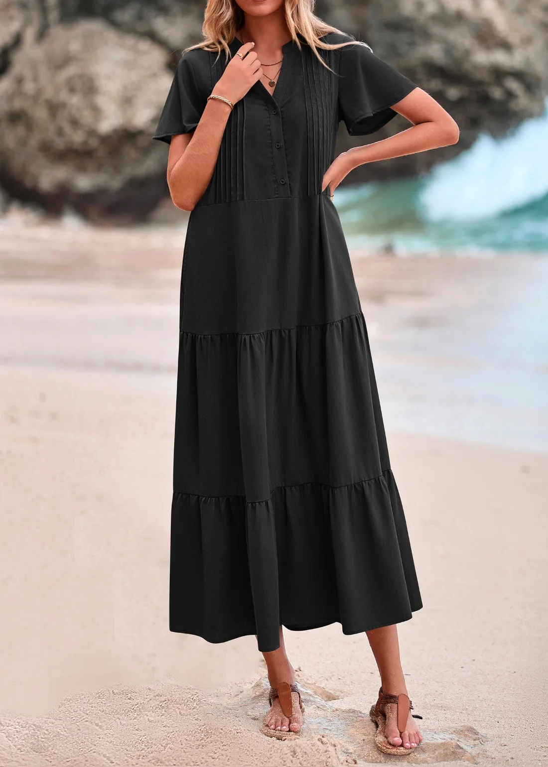 KIRUNDO Short Sleeve Pocket Maxi Dress in Black, view 4