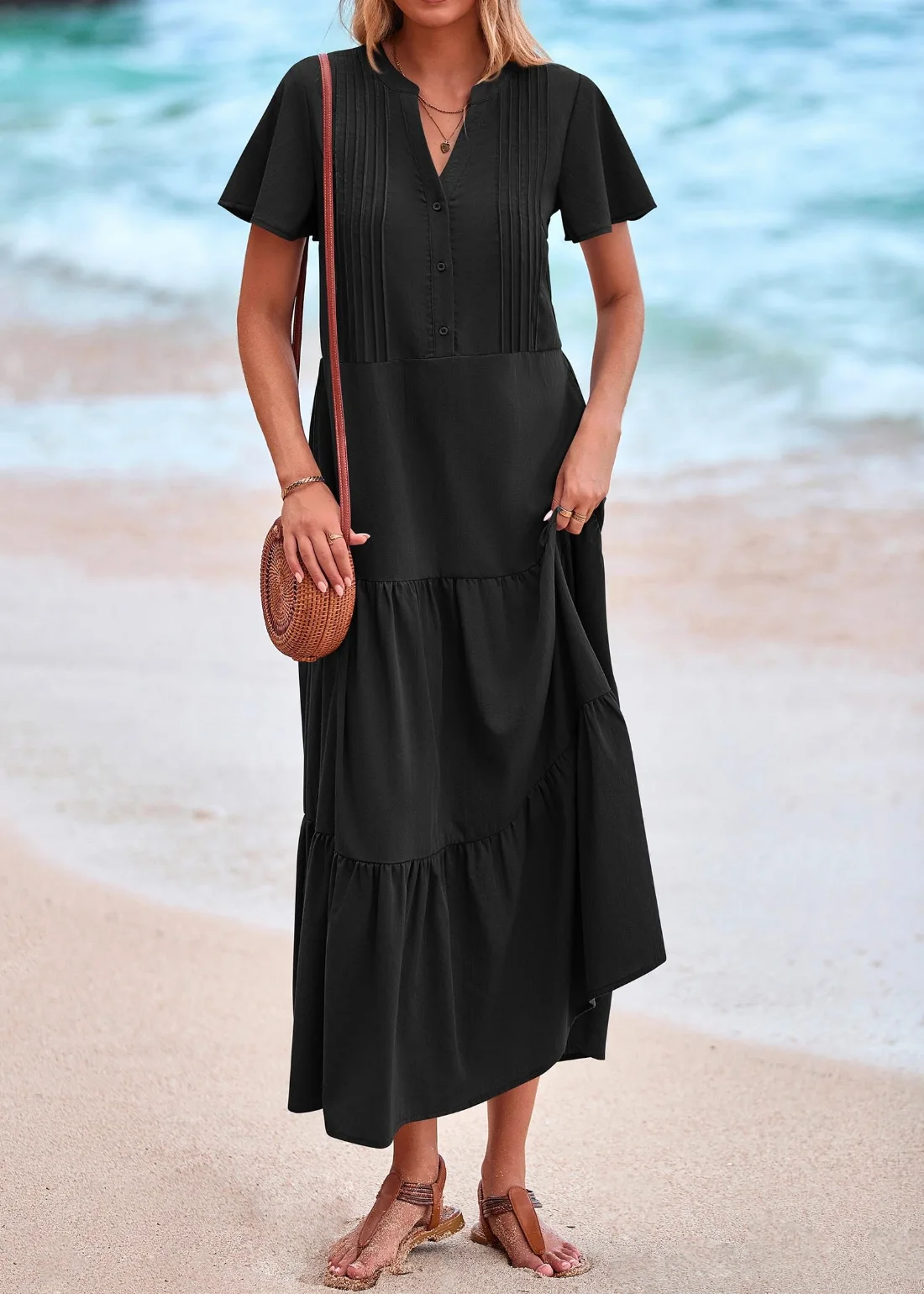 KIRUNDO Short Sleeve Pocket Maxi Dress in Black, view 6